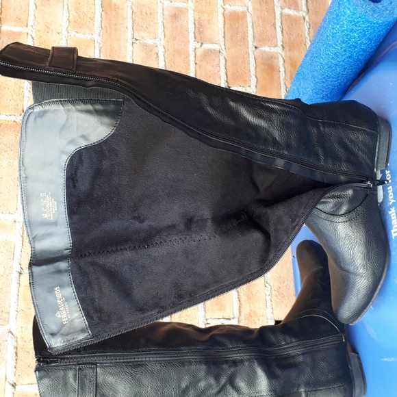 Size 8 Fergalicious by Fergi Low Heel Tall Boots - Picture 9 of 13